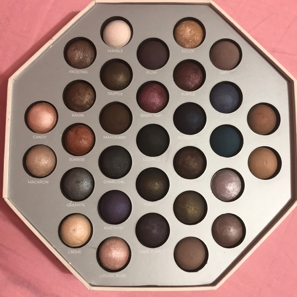 Laura geller 31 shade eye shadow collection